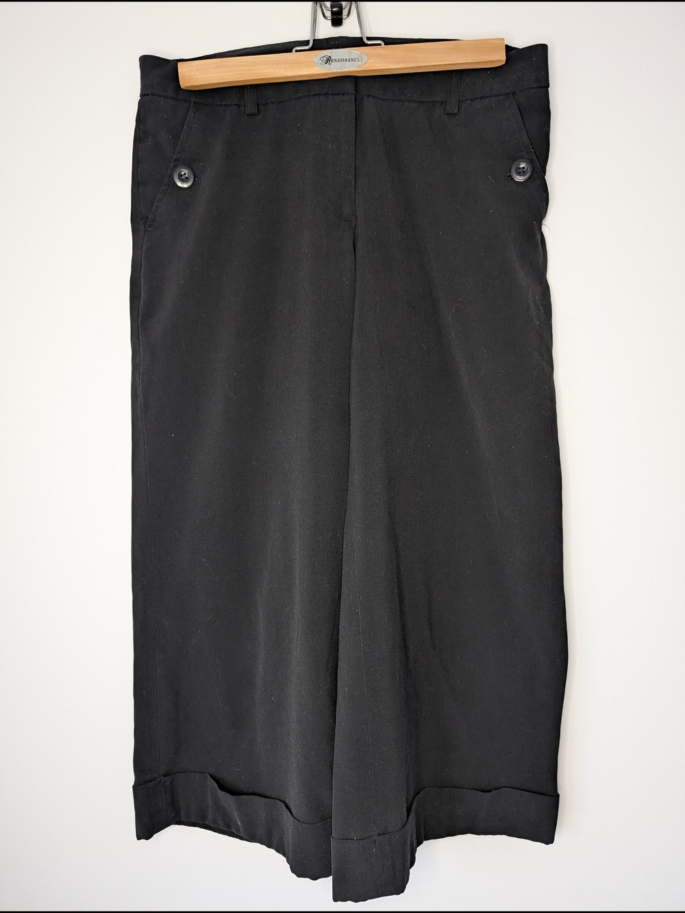Suzy Shier - Wide Leg Culottes Capri Cropped Black Pants Cuffed Hem  Sz 6